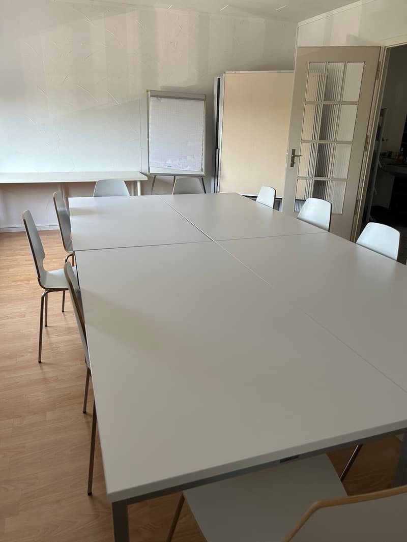Helles Büro an zentraler Lage in Murten – 4 Zimmer, 78 m² (7)