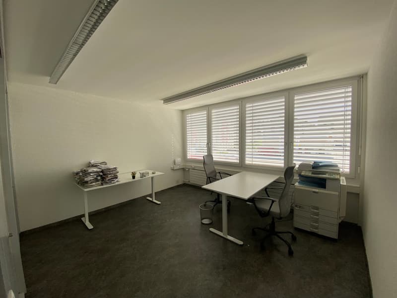 Vielseitige Gewerbe- / Bürofläche an verkehrsgünstiger Lage in Wil SG (2)