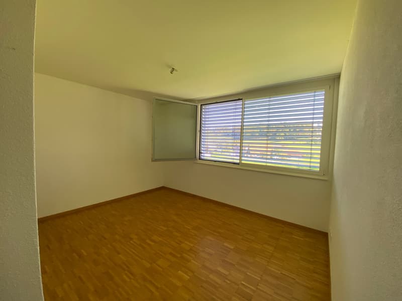 Grosszügige 5-Zimmer-Dachwohnung mit 194 m² als einzige Wohnung im Gebäude (8)