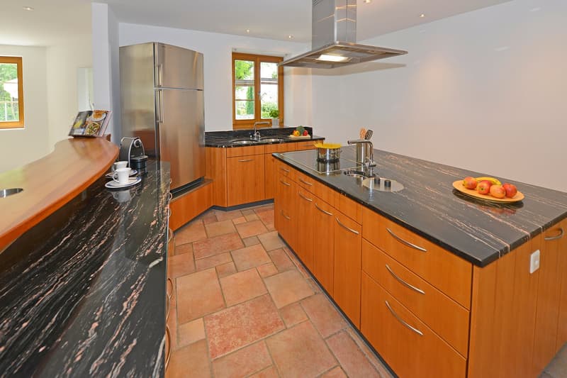 4.5-Zimmer-Maisonette-Wohnung mit Garten (3)