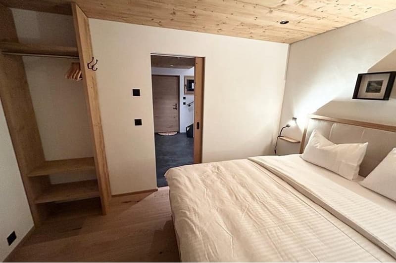 Location de grange à chèvres de 2,5 pièces à Goms (3)