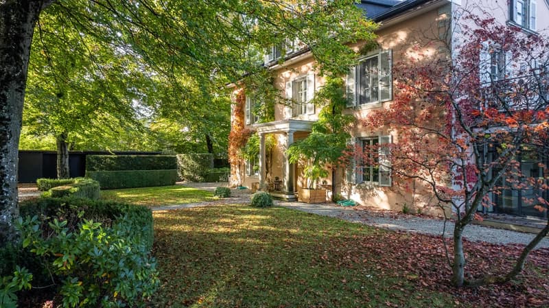 Magnifique villa toscane de 14 pièces à Versoix (22)