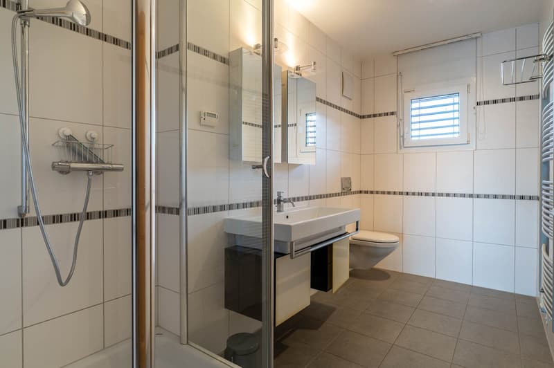 Magnifique appartement de 4,5 pièces à Mont-sur-Rolle (15)