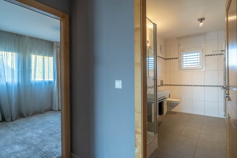 Magnifique appartement de 4,5 pièces à Mont-sur-Rolle (14)