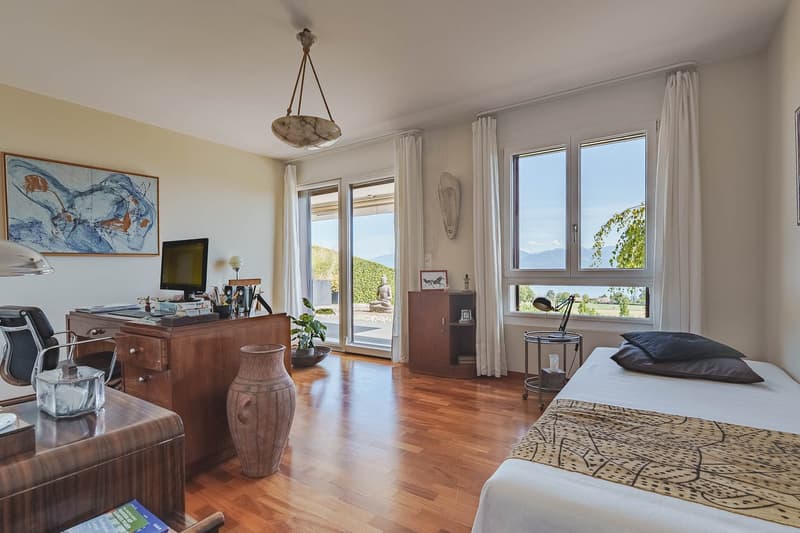 Charmant appartement de 3,5 pièces à Bursinel avec vue panoramique (9)