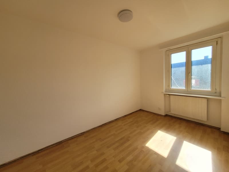 Helle 4-Zimmer-Wohnung mit Balkon in Gerlafingen – ab Oktober 2026 verfügbar (4)