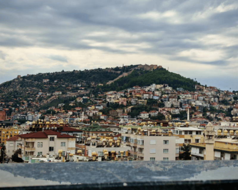 Living with a wide view over the roofs of Alanya (7)