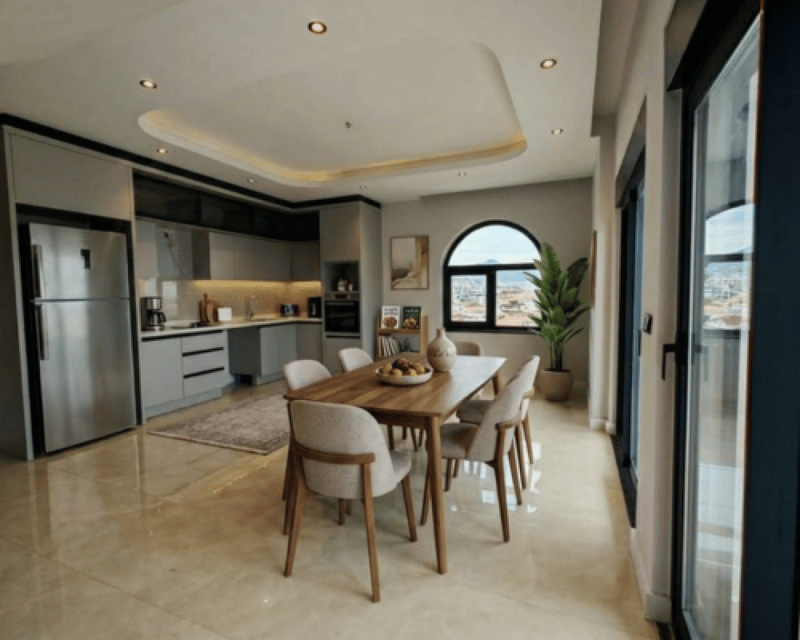 Living with a wide view over the roofs of Alanya (3)