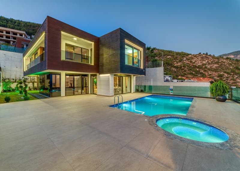 Architectural Designer Villa above the roofs of Alanya - extraordinary luxury with panoramic views (4)