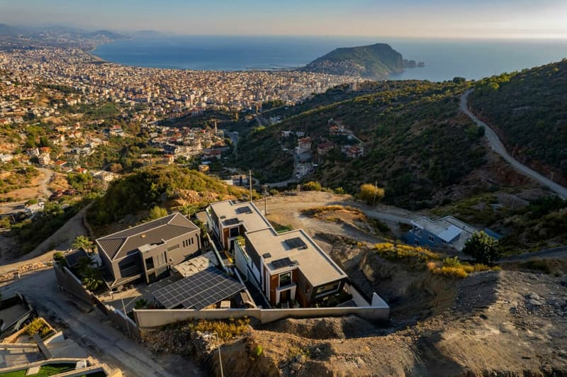 Architectural Designer Villa above the roofs of Alanya - extraordinary luxury with panoramic views (3)