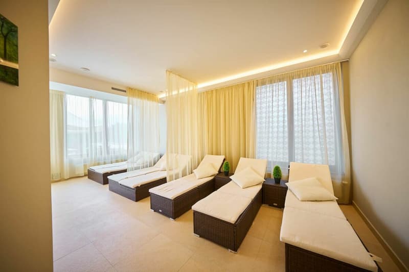 4-STAR HOTEL RESORT WITH TENNIS FACILITIES (17)