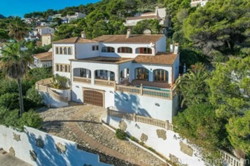 LUXURY VILLA WITH BREATHTAKING SEA VIEW ON MALLORCA (2)