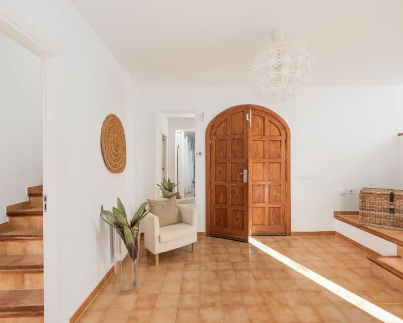 LUXURY VILLA WITH BREATHTAKING SEA VIEW ON MALLORCA (12)