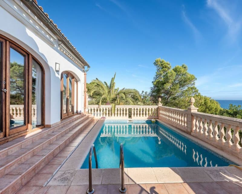 LUXURY VILLA WITH BREATHTAKING SEA VIEW ON MALLORCA (5)
