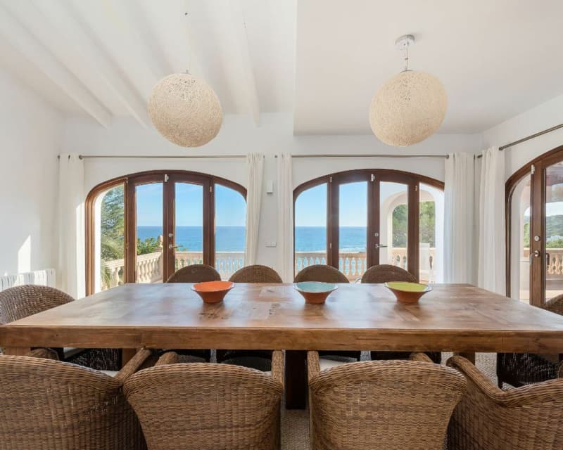 LUXURY VILLA WITH BREATHTAKING SEA VIEW ON MALLORCA (9)
