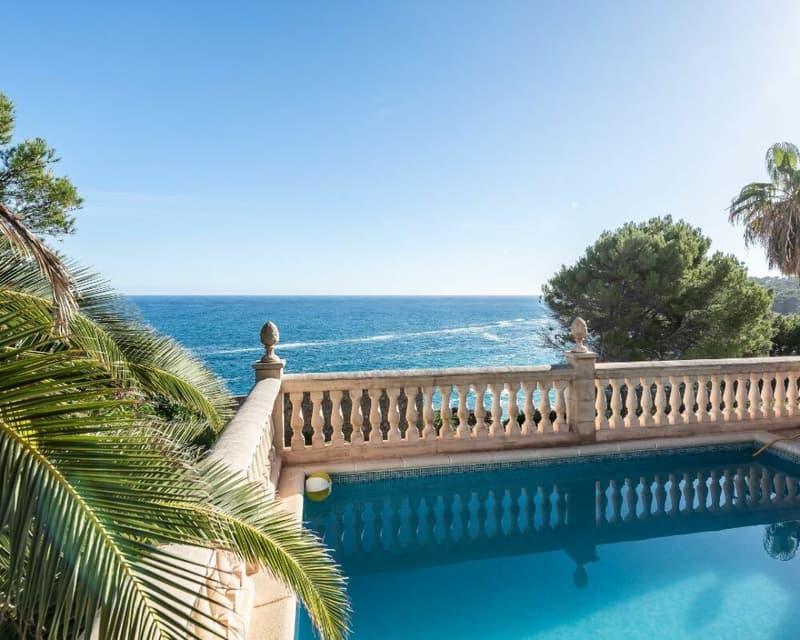 LUXURY VILLA WITH BREATHTAKING SEA VIEW ON MALLORCA (6)