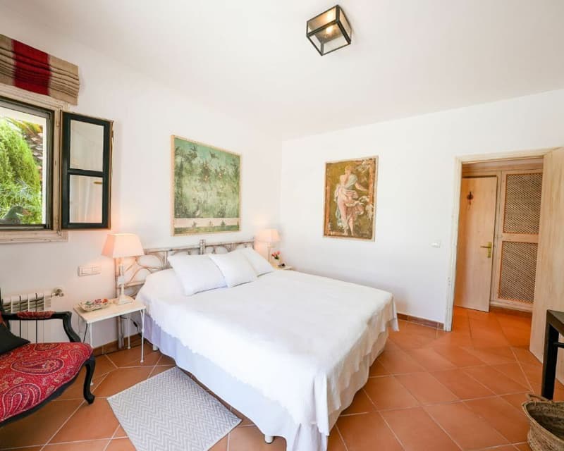 EXCLUSIVE MALLORCA FINCA WITH POOL, ROOF TERRACE AND ABSOLUTE PRIVACY NEAR ARTÀ (16)