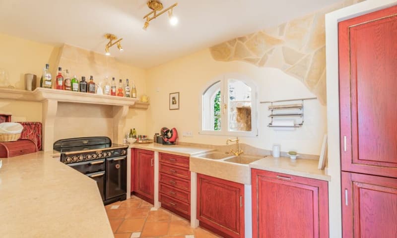 VILLA IN TRAUMLAGE AUF MALLORCA MIT PANORAMA-MEERBLICK (24)