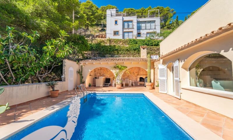 VILLA IN TRAUMLAGE AUF MALLORCA MIT PANORAMA-MEERBLICK (7)