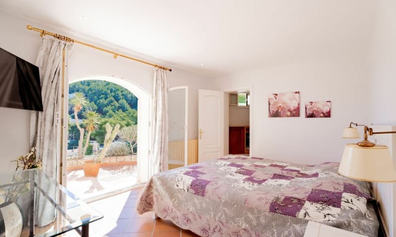 VILLA IN TRAUMLAGE AUF MALLORCA MIT PANORAMA-MEERBLICK (22)