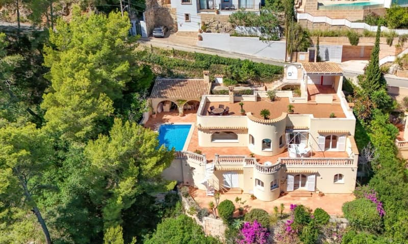 VILLA IN TRAUMLAGE AUF MALLORCA MIT PANORAMA-MEERBLICK (2)