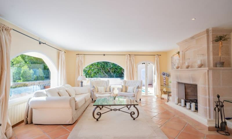 VILLA IN TRAUMLAGE AUF MALLORCA MIT PANORAMA-MEERBLICK (16)