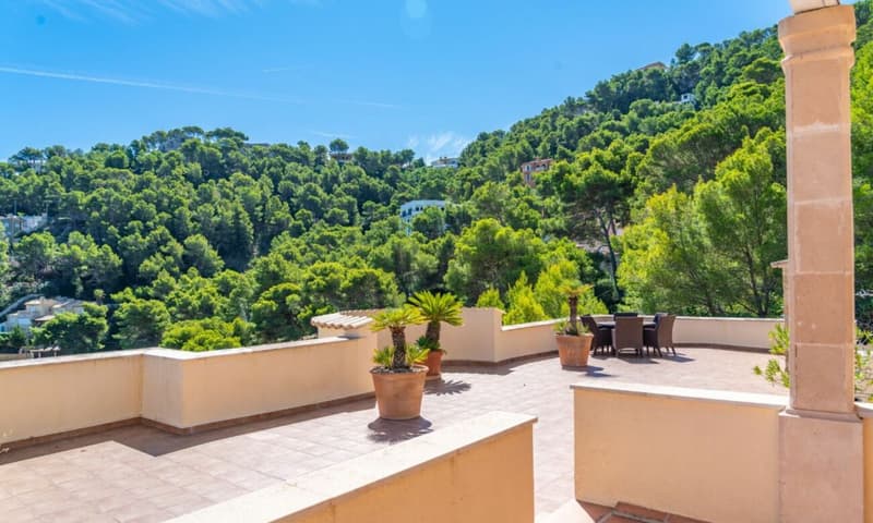 VILLA IN TRAUMLAGE AUF MALLORCA MIT PANORAMA-MEERBLICK (10)