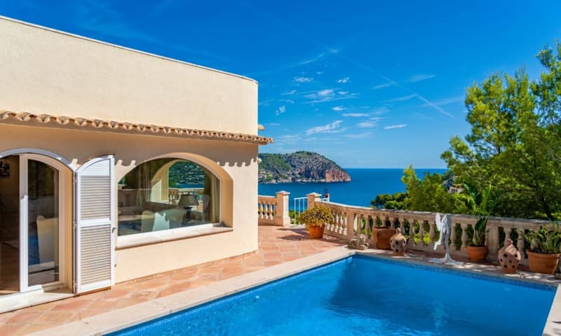 VILLA IN TRAUMLAGE AUF MALLORCA MIT PANORAMA-MEERBLICK (5)