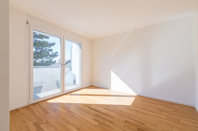 Wunderschöne 3.5-Zimmer-Wohnung mit grossem Balkon (8)