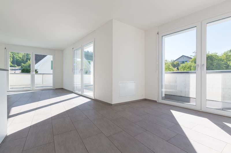Wunderschöne 3.5-Zimmer-Wohnung mit grossem Balkon (4)