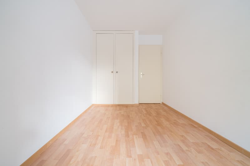 Zentrale schöne 3-Zimmer Wohnung zur Verfügung (7)