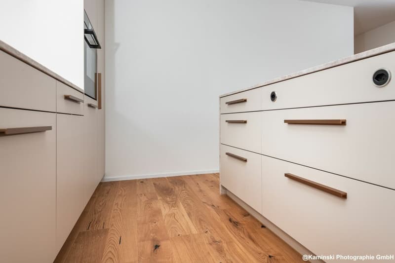 Stilvolle 4.5-Zimmer-Gartenwohnung in edler Holz-Hybrid-Bauweise (6)
