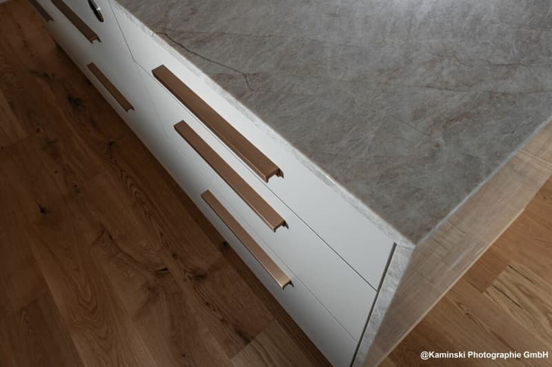 Stilvolle 4.5-Zimmer-Gartenwohnung in edler Holz-Hybrid-Bauweise (7)