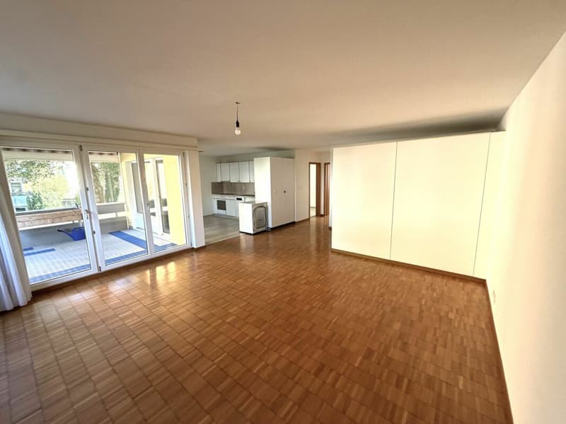 Gemütliche 3.5-Zimmer-Hochparterrewohnung mit zwei Balkonen an zentraler Lage (5)