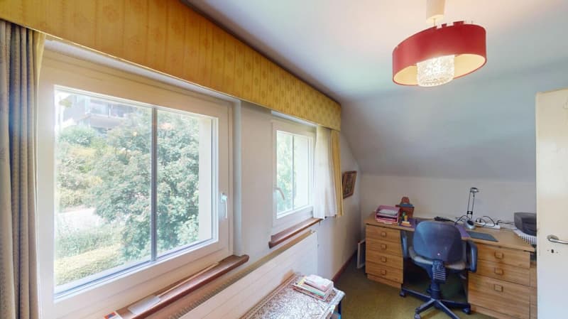 Einfamilienhaus mit grossem Garten und Alpensicht (16)