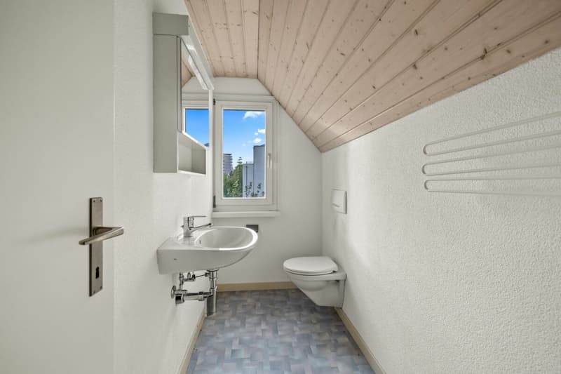 Maison mitoyenne dans un emplacement central à Liestal. (14)