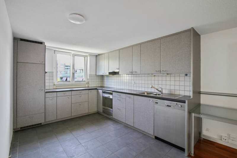 Eigentumswohnung mit Balkon und Weitsicht in Pratteln (7)