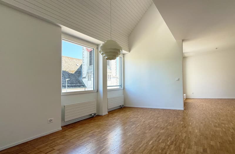 Aussergewöhnliche 4.5-Zimmer-Maisonette-Wohnung an zentraler Lage in Rheinfelden zu vermieten (5)