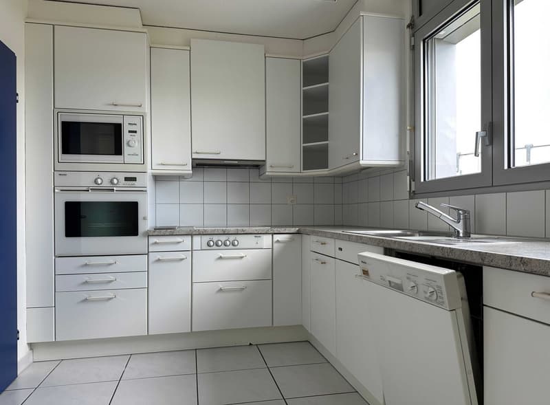 Einzigartige 5.5-Zimmer-Wohnung auf dem Dach des Birchi Centers (6)