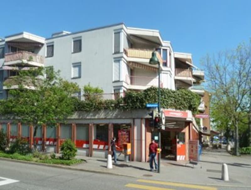 In Birsfelden, Parklätze zu vermieten (1)