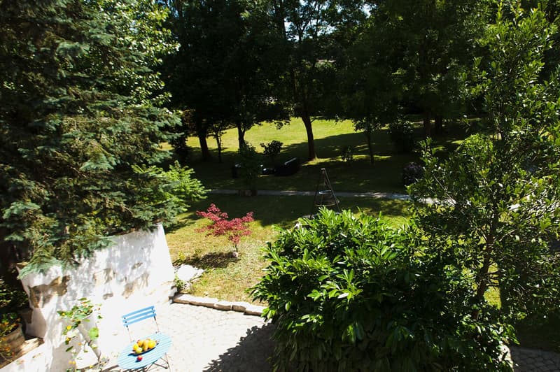 Modern renoviertes Juwel mit Garten (11)