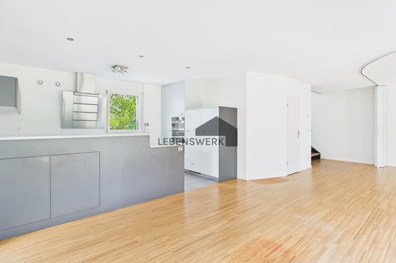 Einfamilienhaus mit Seesicht, Attikaterasse, Garten und Doppelgarage, (2)