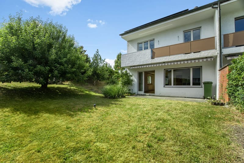Gepflegte Doppelhaushälfte mit Garten, Wärmepumpe, PV-Anlage und Aussicht (4)