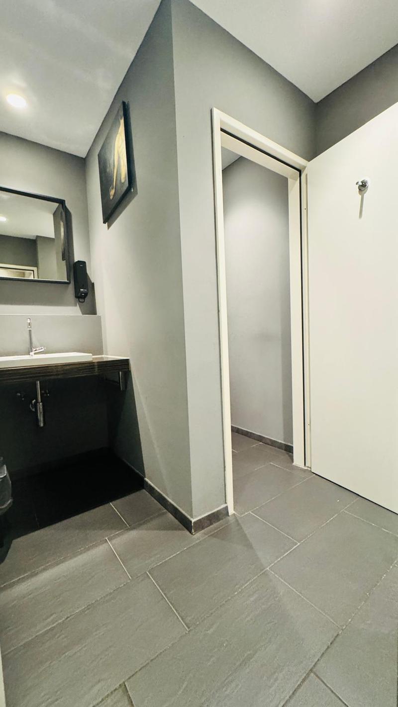 Modernes Café/Restaurant-Lokal am Rapidplatz in Dietikon – 150 m², sofort verfügbar (6)
