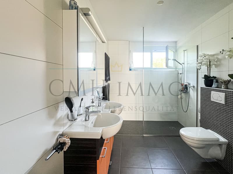 3½-Zimmerwohnung mit 68 m² Terrasse – Wohnen im Grünen mit viel Privatsphäre (8)