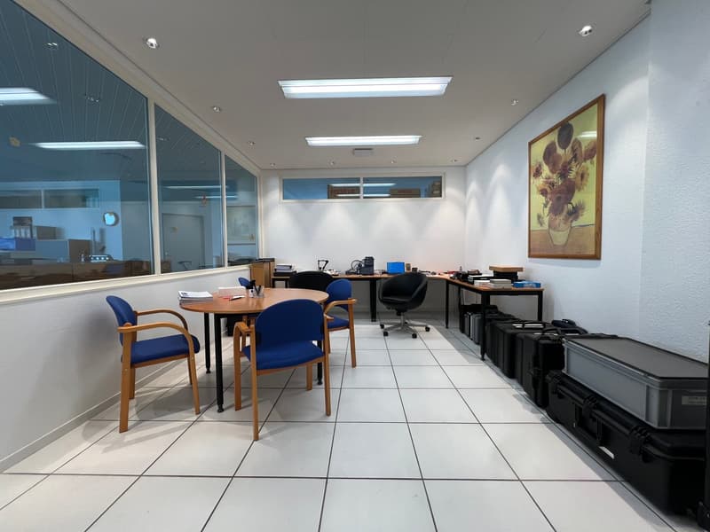 Geräumige 4.5-Zimmer Bürofläche im Herzen von Bülach (2)