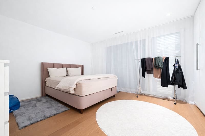 Appartamento moderno di 3.5 locali con balcone e garage a Regensdorf (3)
