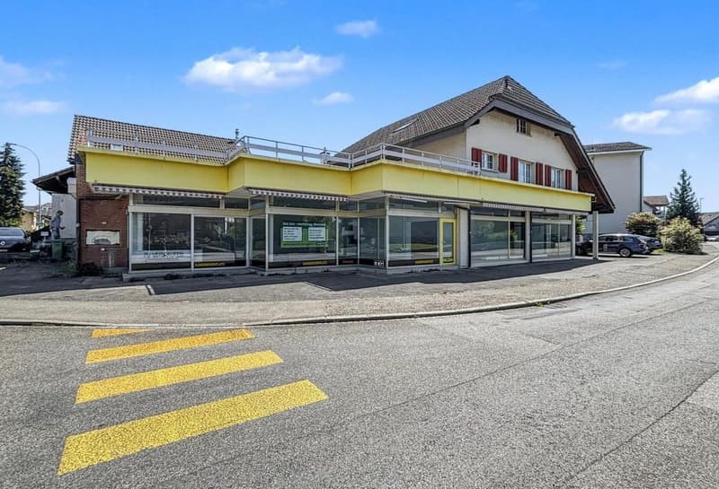 Casa residenziale e commerciale come oggetto di investimento con 7% di rendita o uso personale (23)