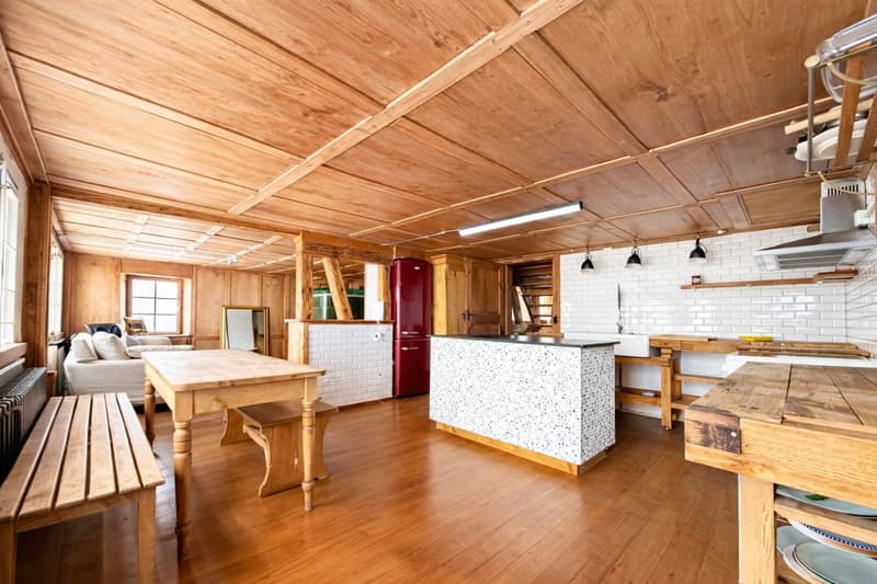 Befristet: Charmantes 5.5-Zimmer-Bauernhaus in ruhiger Lage in Horgen (2)