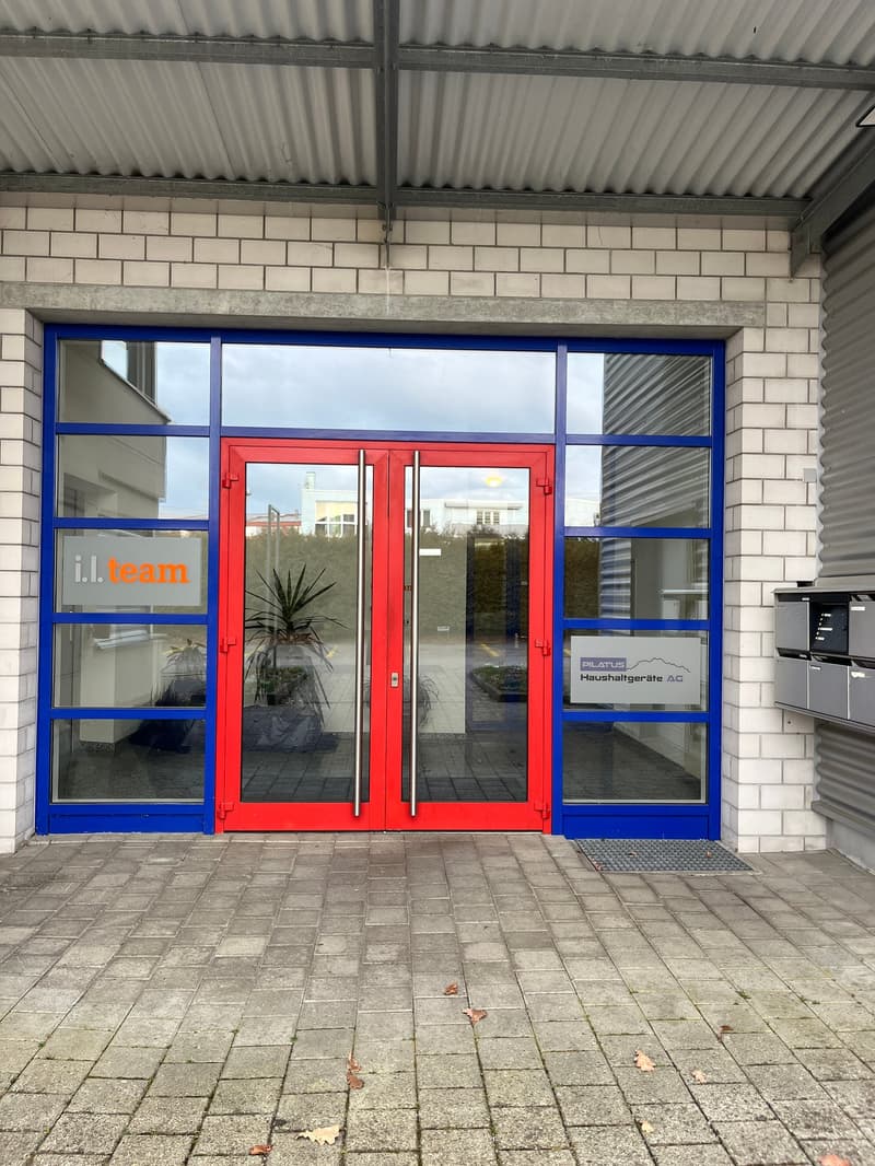 Zu vermieten Büro-Räumlichkeiten im 3. Obergeschoss einer Geschäftsliegenschaft (17)